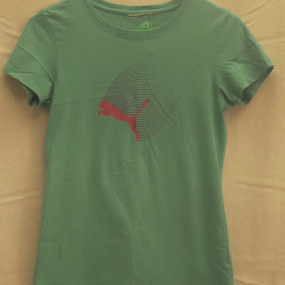 Puma tshirt  Medium